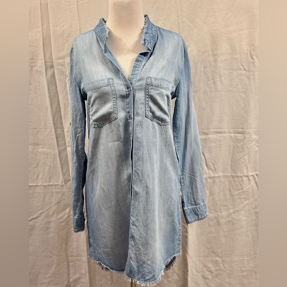 Anthropologie Cloth and Stone Chambray Button Down Dress